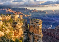 Park Narodowy Wielkiego Kanionu, Kanion, Wielki Kanion Kolorado, Grand Caynon, Skały, Niebo, Chmury, Arizona, Stany Zjednoczone